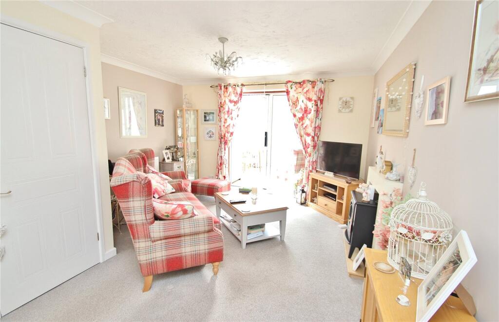 House in Verwood, Dorset - View 3