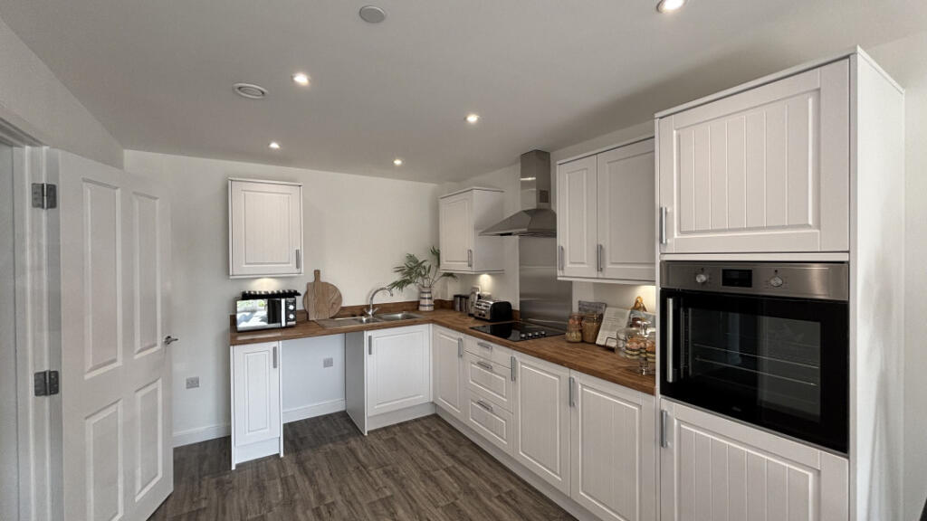 Apartment in Portsmouth - View 4