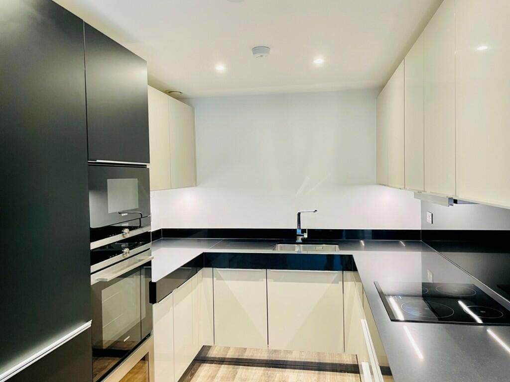 4 Canter Way, London, E1