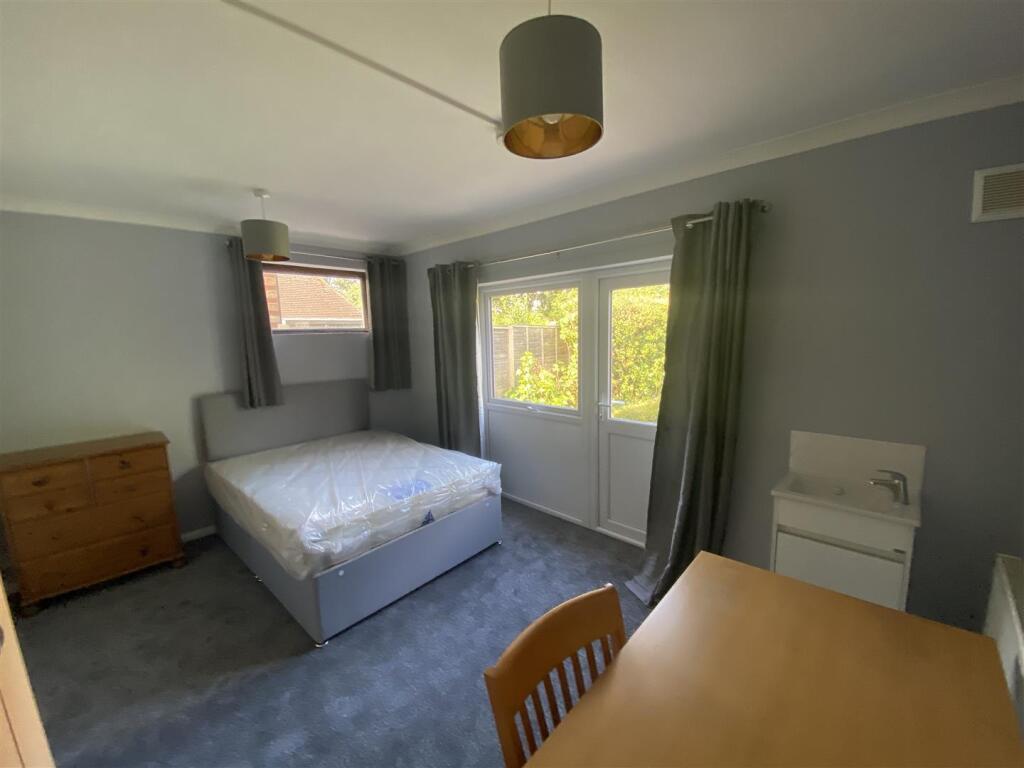 Additional image 8 of Roe Green Lane, Hatfield