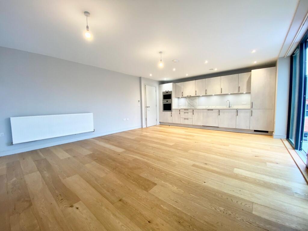 Apartment in Bristol - View 5