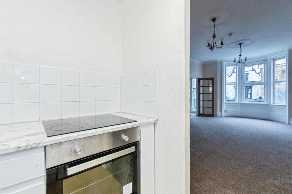 Apartment in Bournemouth - View 2
