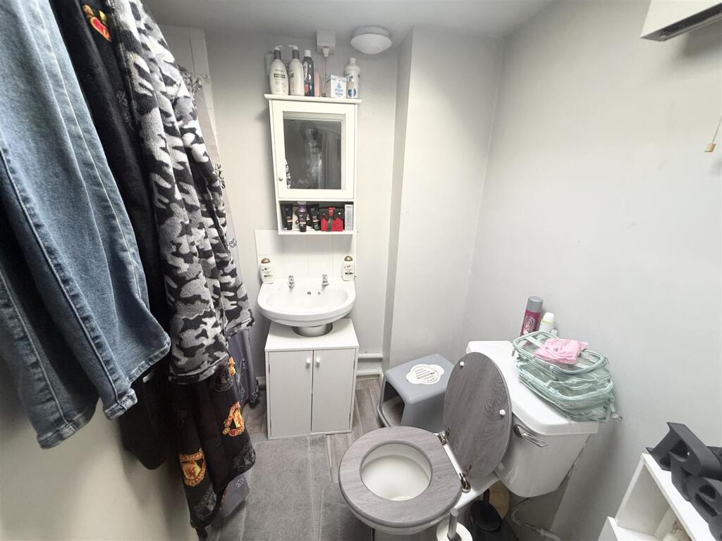 Apartment in Brighton - View 4