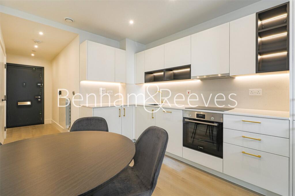 Apartment in London - More
