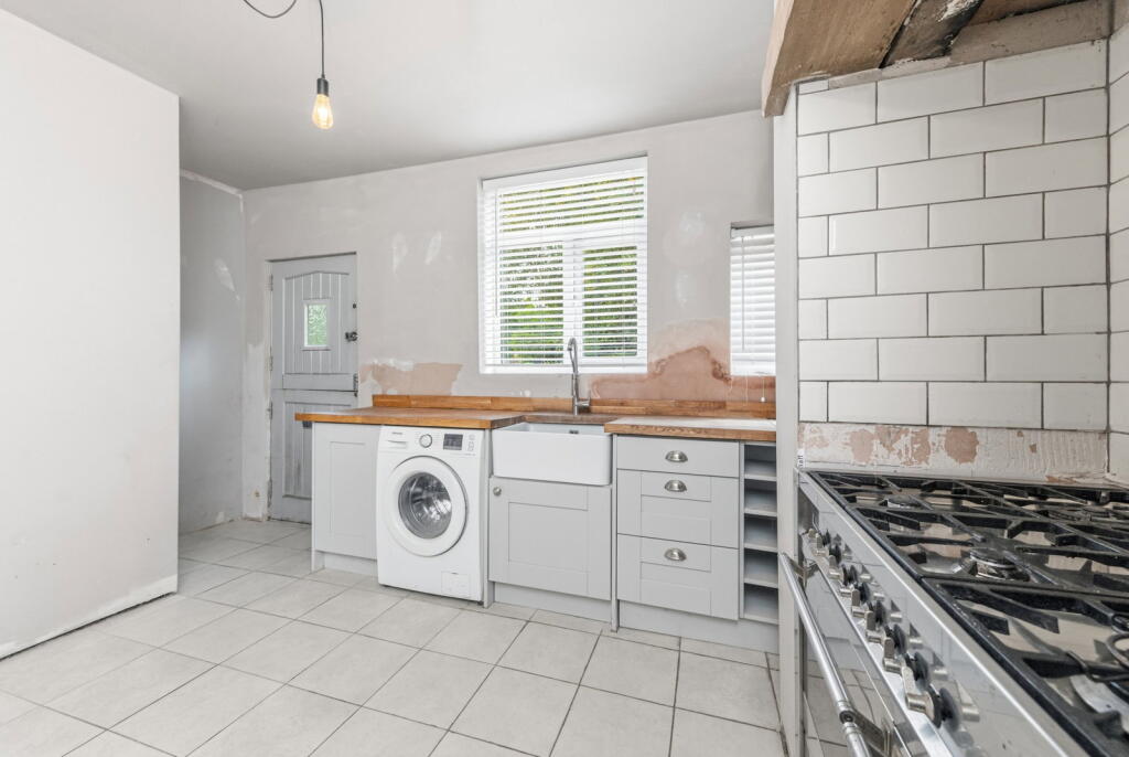 House in Leeds, Swillington Common, Garforth - View 2