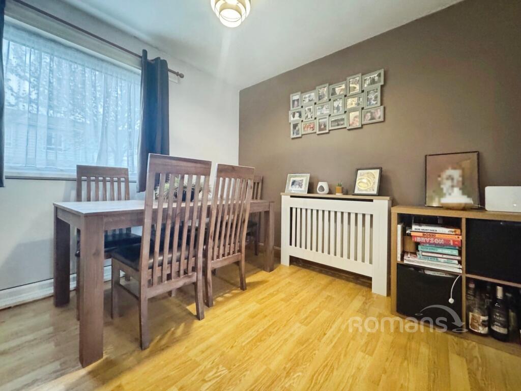 House in Basingstoke and Deane, Basingstoke - View 4