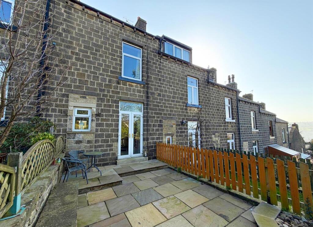 Main image of property: Unity Street, Riddlesden,