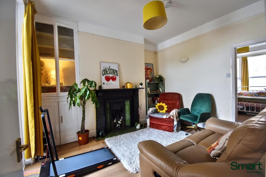 Apartment in Exeter - View 4