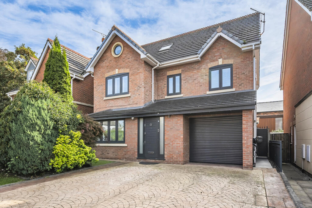 Main image of property: Chapelside Close, Warrington, WA5
