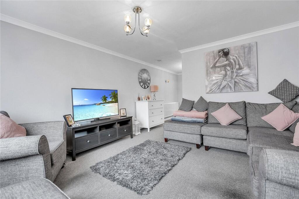 House in Middlesbrough, Hemlington - More