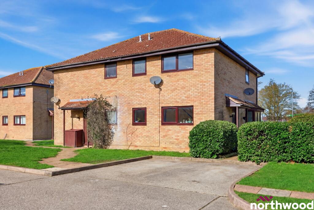 Main image of property: Colyers Reach, Chelmsford, CM2