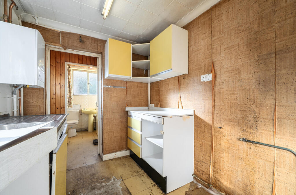 House in Watford - View 5