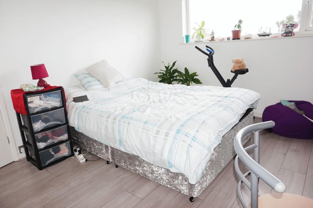 Sandy Croft, Sutton Coldfield, B72 – pohled 6