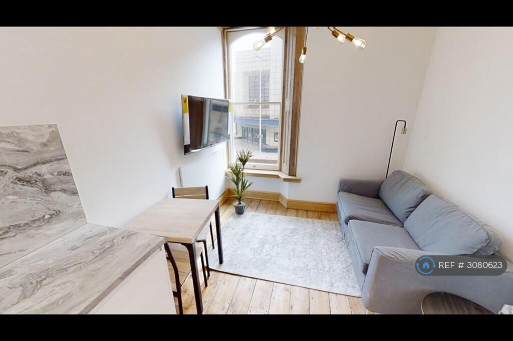 Apartment in Bristol - View 4