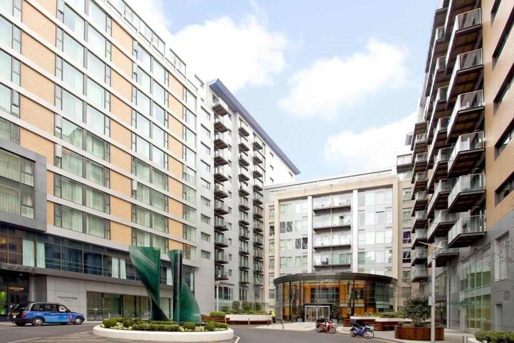 Apartment in London - View 3