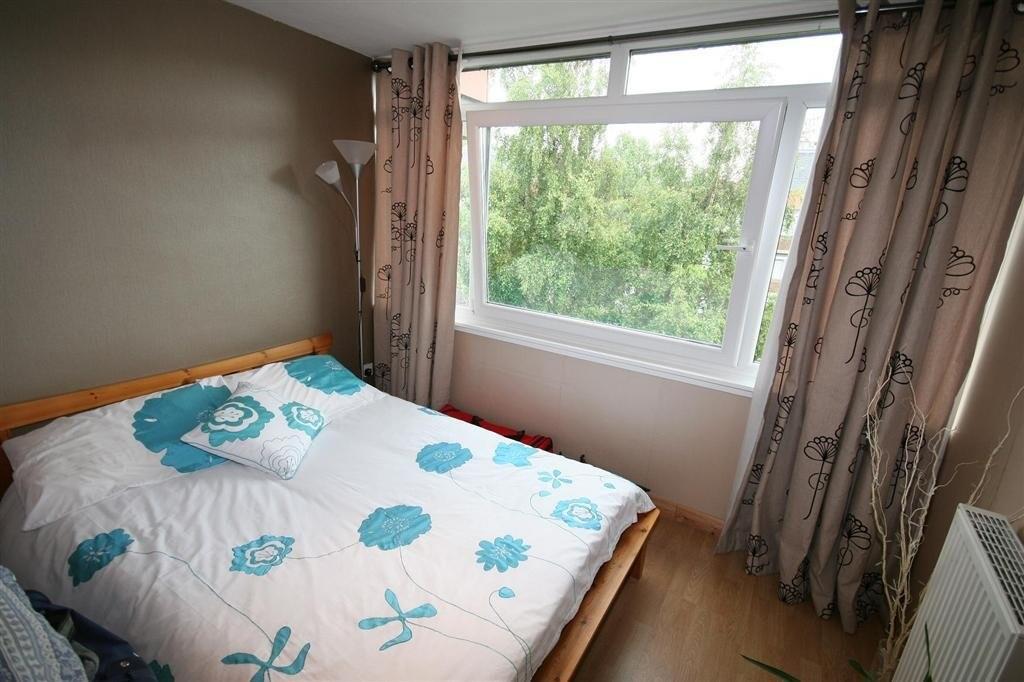 Apartment in Glasgow - More