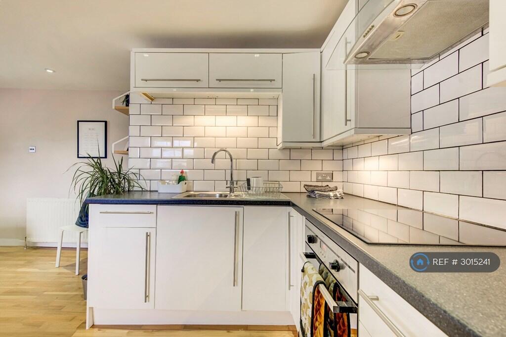 Apartment in London - View 4