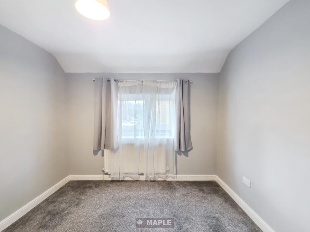 House in Watford - View 4