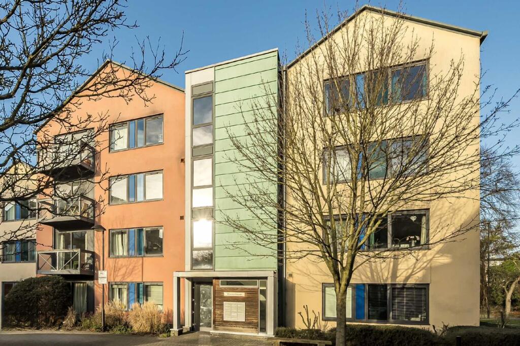 Main image of property: Union Lane, Isleworth