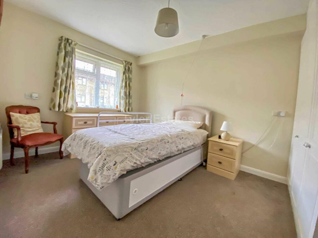 5, Allington Court photo 2