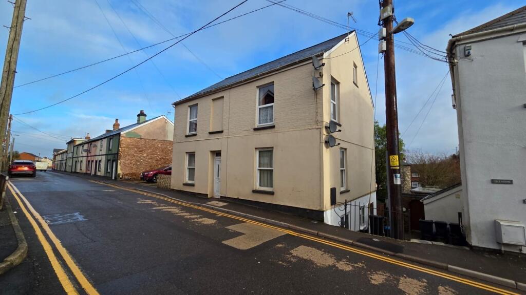 Main image of property: Rockwell Green, , 