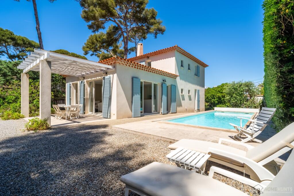 Main image of property: Provence-Alps-Cote d`Azur, Var, Le Brusc
