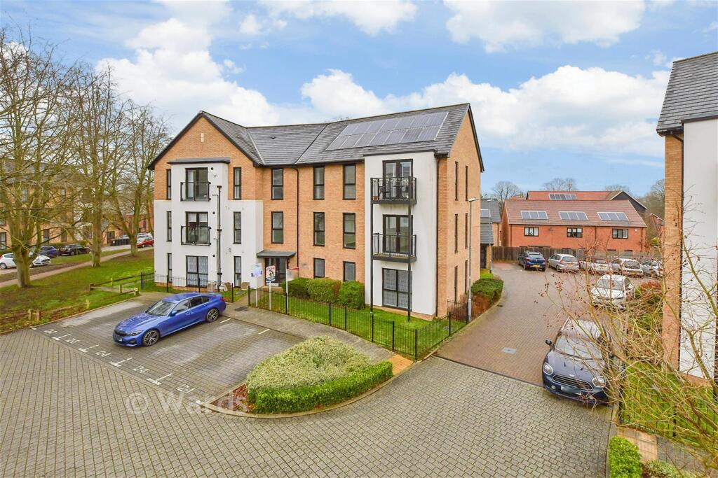 Main image of property: Wills Crescent, Leybourne, West Malling, Kent