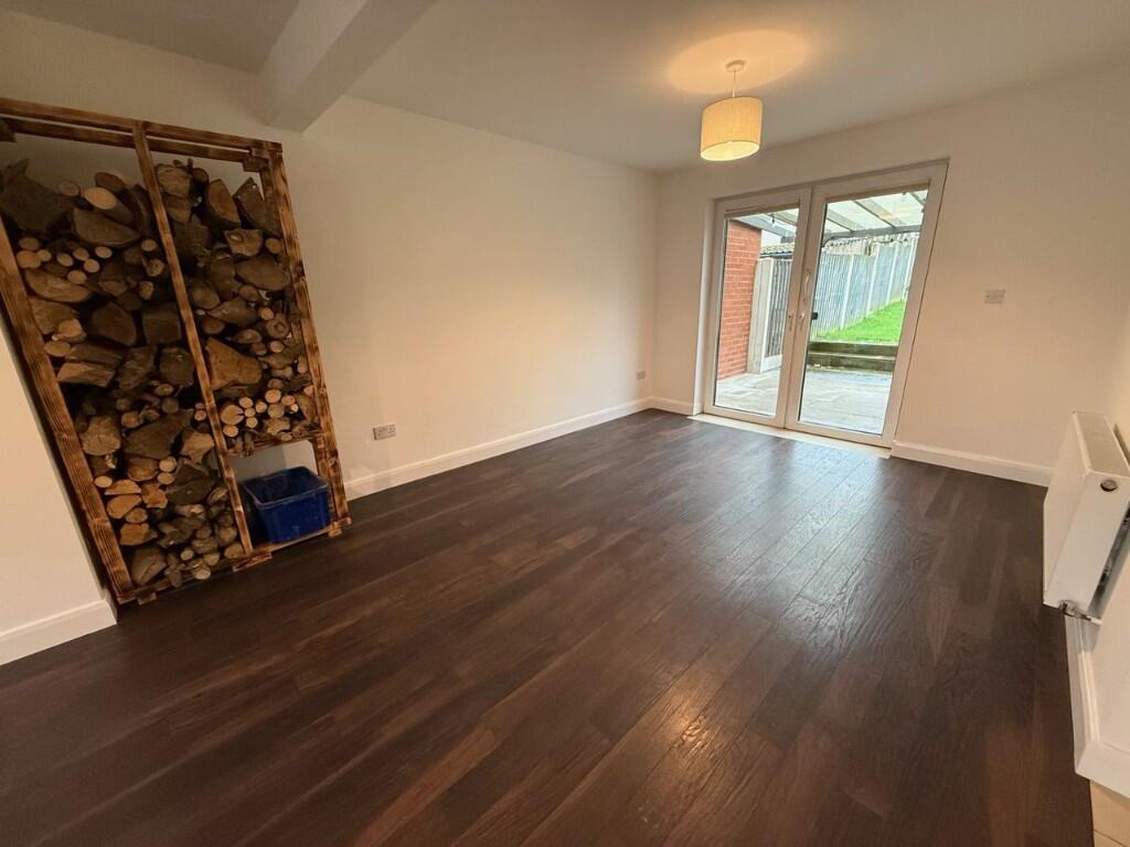 223 Cousin Lane, Halifax, West Yorkshire, HX2 8EE photo 5