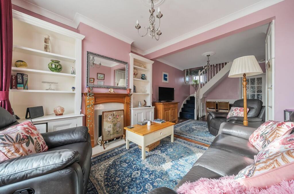 Woburn Road, Bedford photo 2