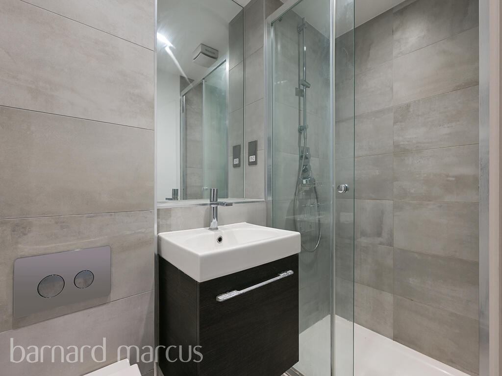 Apartment in London - View 4