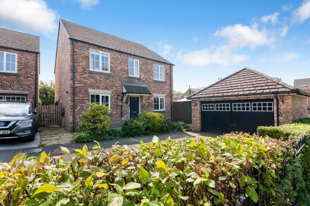 5-bed detached on Chauntry Avenue, Penistone, £475,000