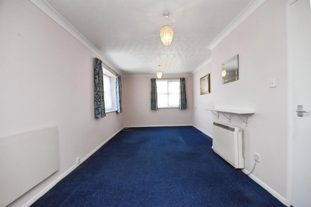Apartment in Chelmsford - More