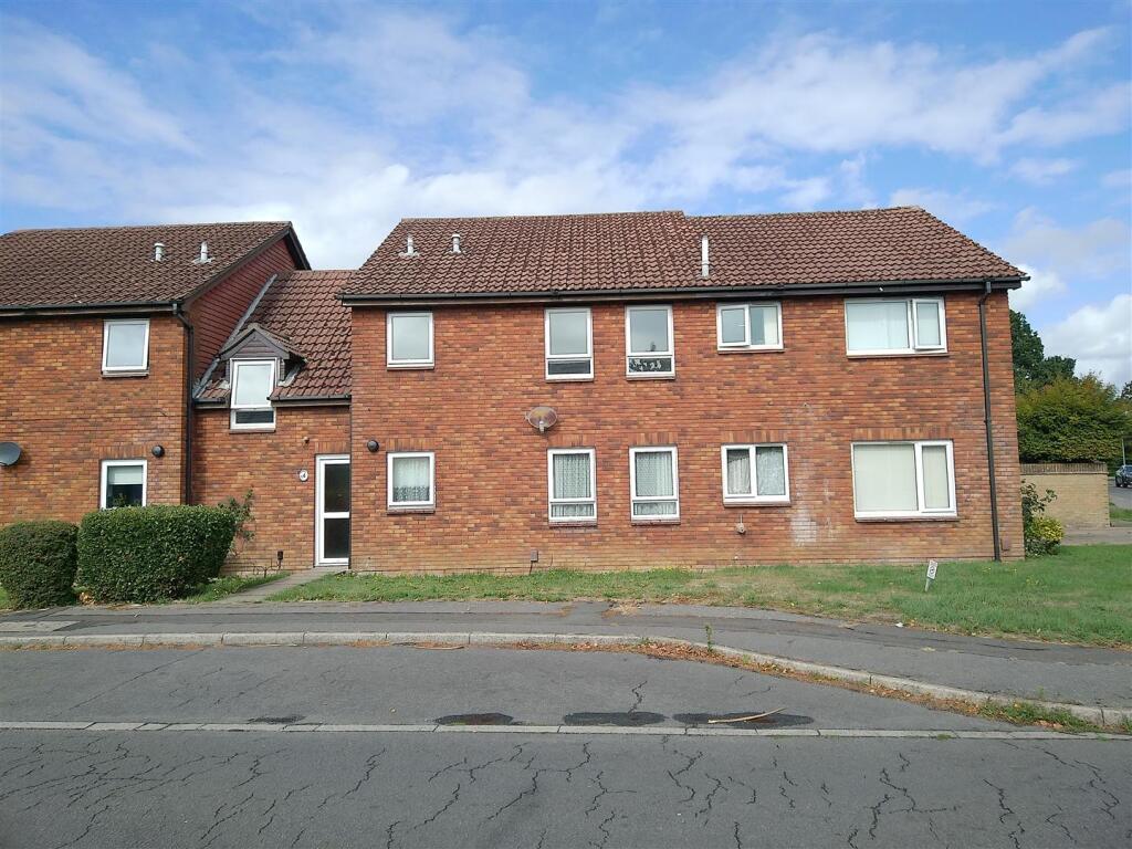 Main image of property: Gunville Crescent, Muscliff, Bournemouth