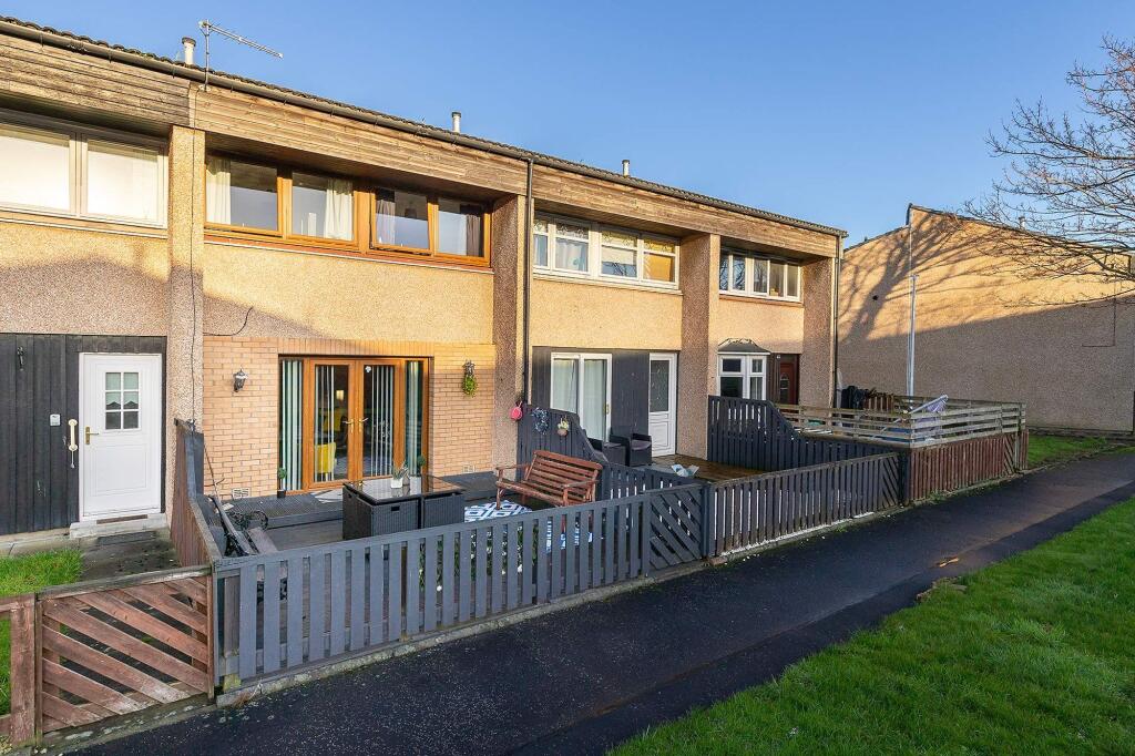 Main image of property: Thirlestone Place, Bo'ness, EH51