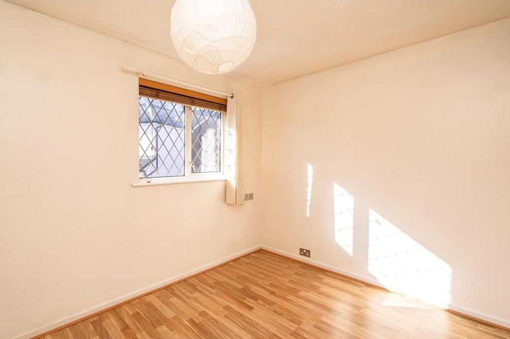 Pendlecroft Avenue, Pendlebury, Swinton, Manchester, M27 photo 4