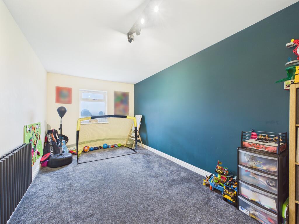 House in Derbyshire Dales, Cliftoncross, Clifton and Compton CP - More