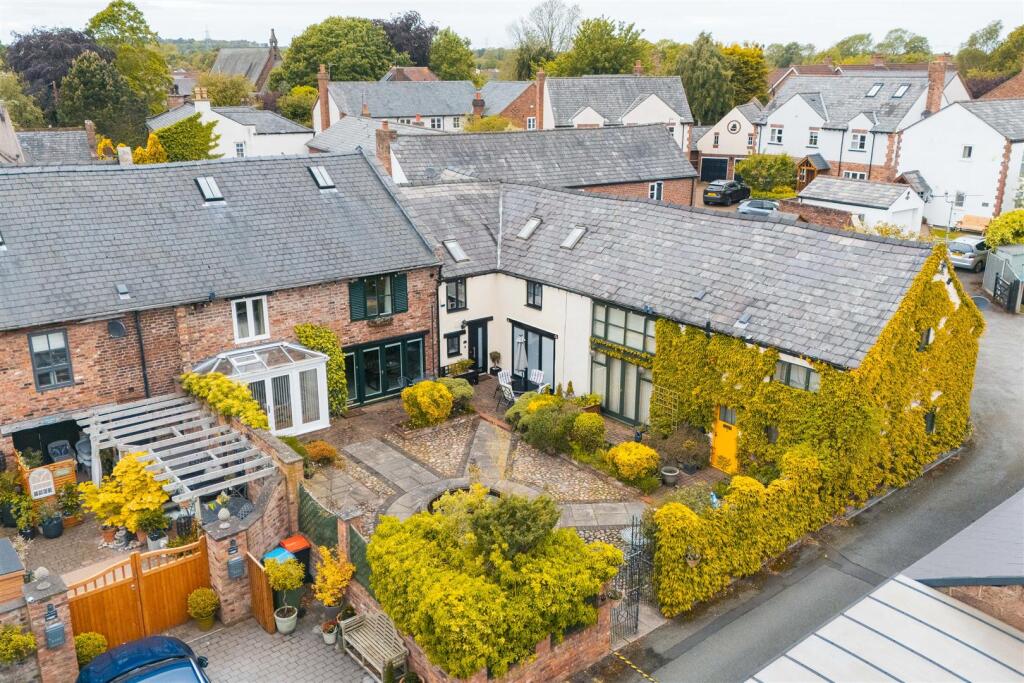 Main image of property: Old Barn Lane, Willaston, Neston
