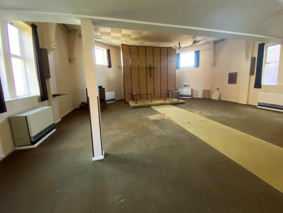 Main hall 3.jpg