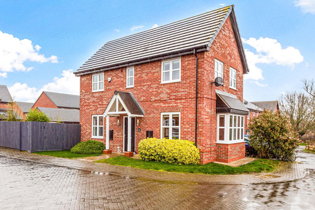 3-bed detached on Marwins Walk, Anstey, LE7 7UT, £325,000