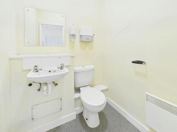 wc.jpg