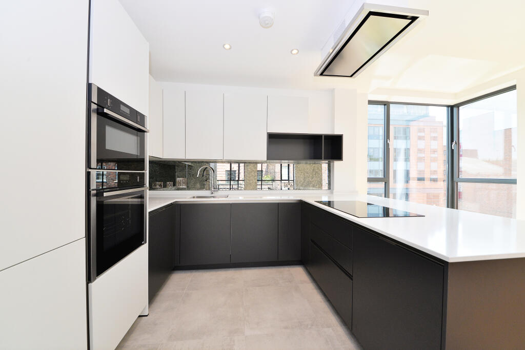 Water Street, Birmingham, B3 photo 3