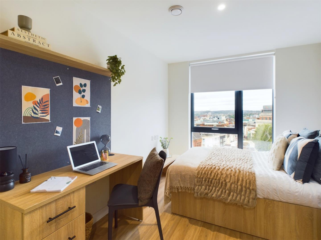 Apartment in Leeds - View 2