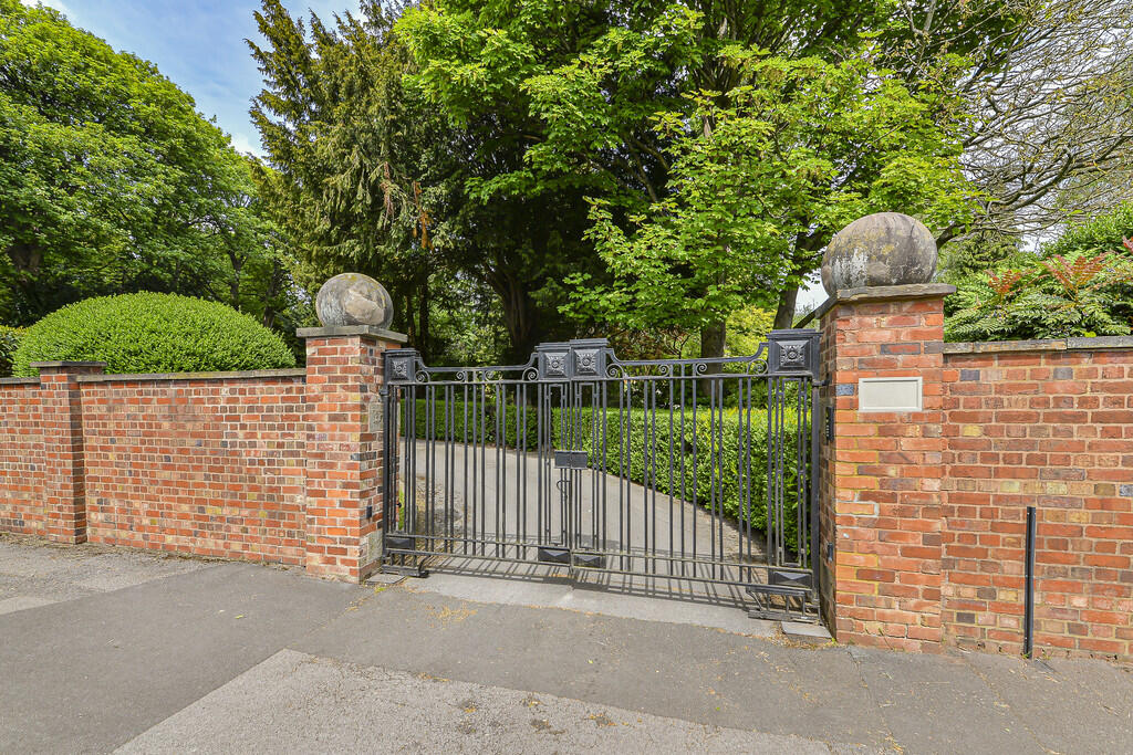 Additional image 45 of Woodbourne Road, Harborne