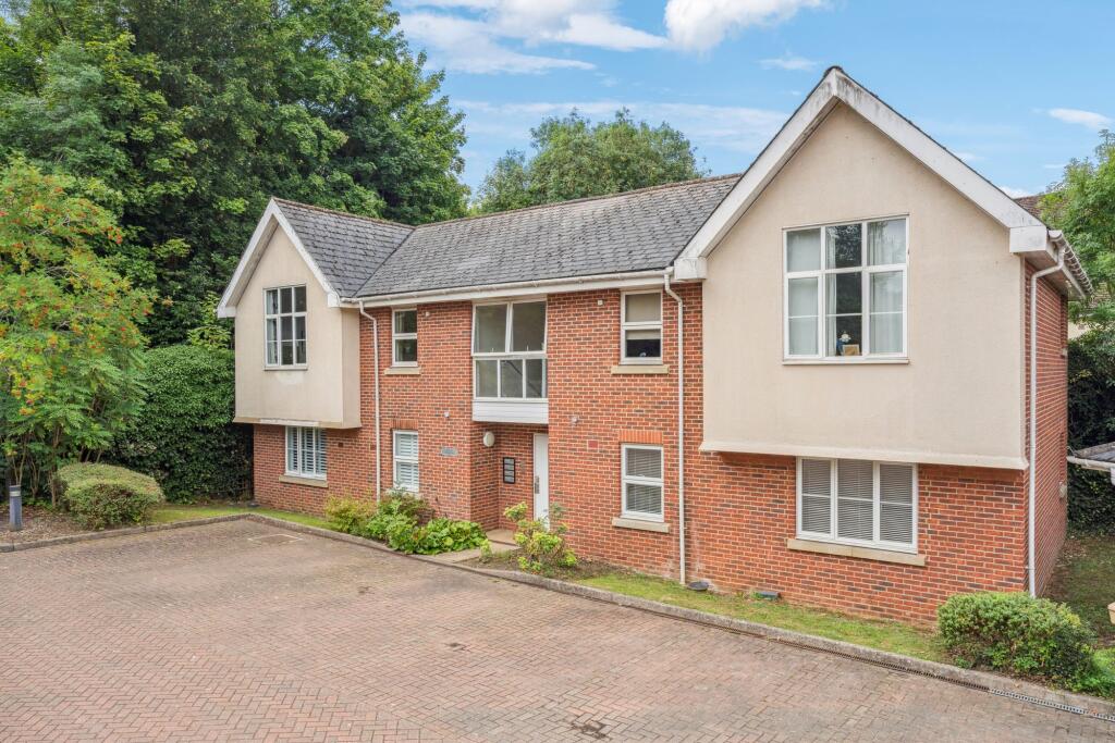Main image of property: Hemel Hempstead Road, Redbourn, AL3