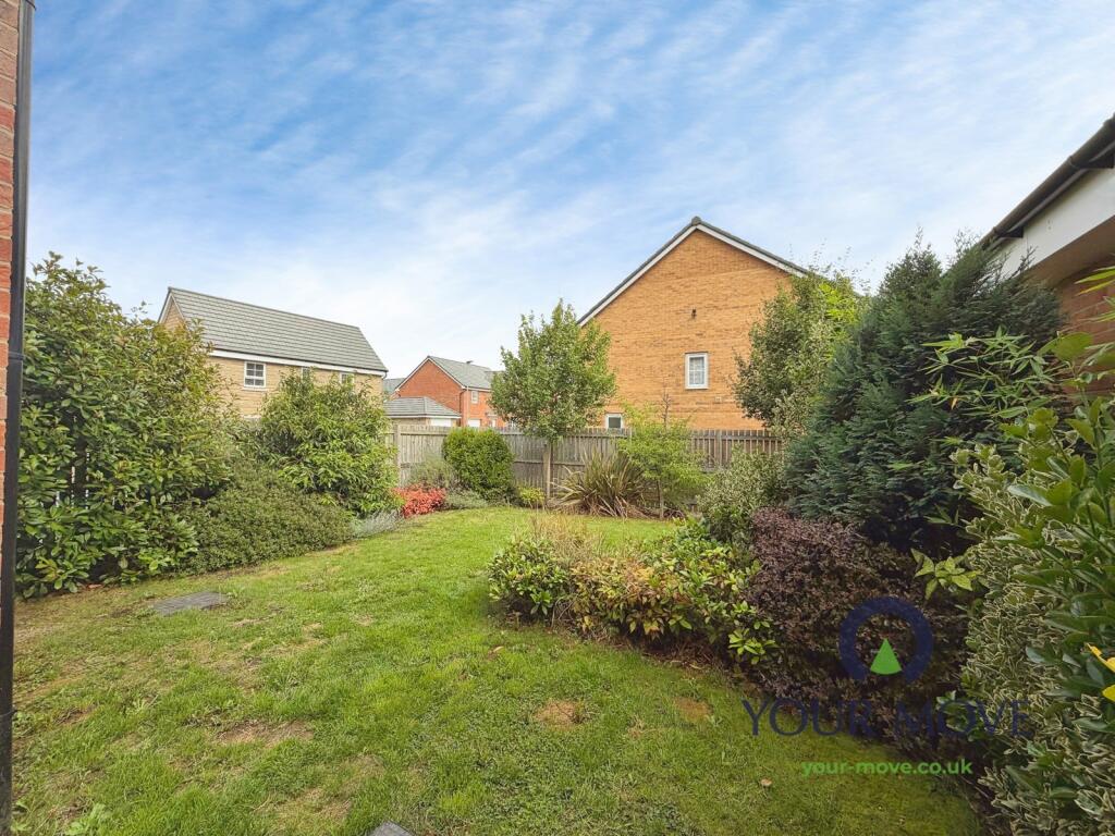 House in Barnsley, Athersley - More