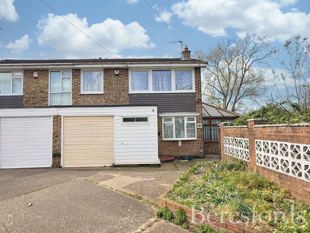Main image of property: Singleton Close, Hornchurch, RM12
