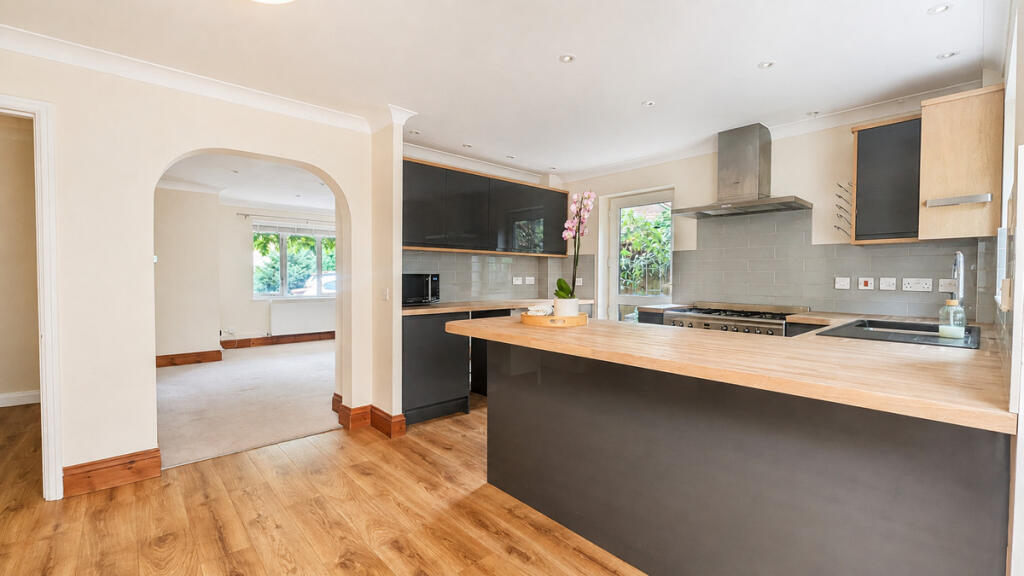 House in Frome, Innox Hill - View 2