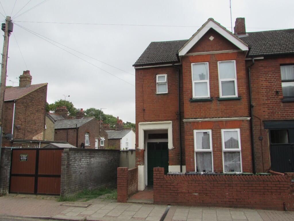 Main image of property: Clarendon Road, Luton, Bedfordshire, LU2