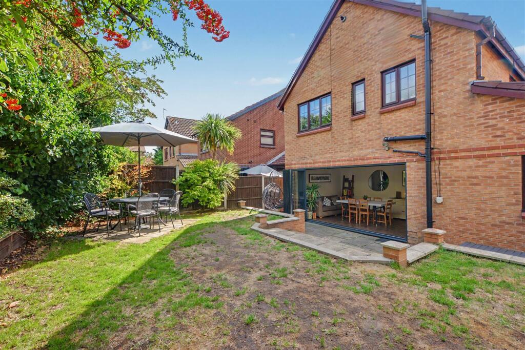 House in Nottingham, Toton - View 4