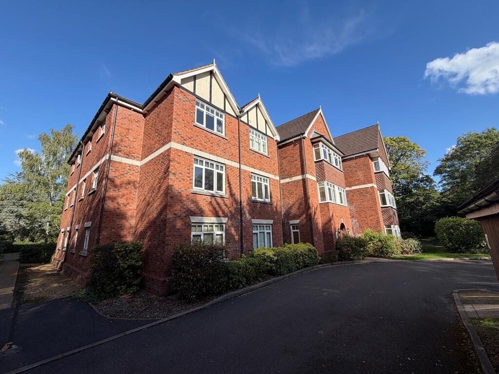 The Academy - 1 Bedroom Furnished With Parking